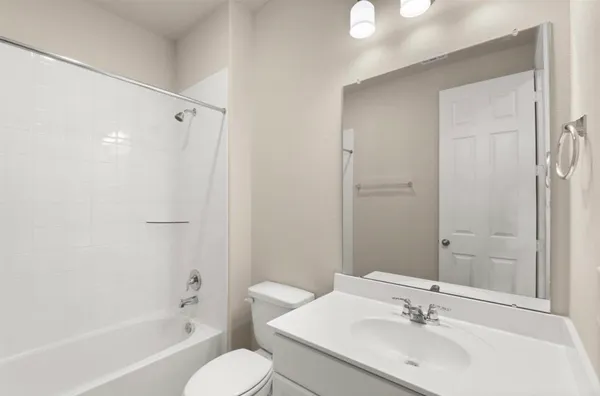 $3,800 | 2912 Cliff Ridge Lane, Katy, TX 77493