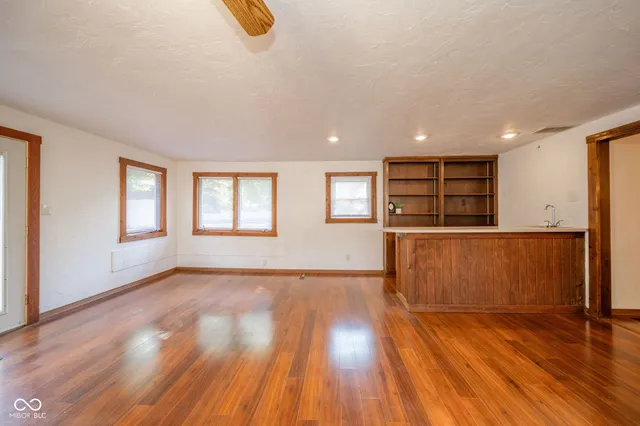 $250,000 | 1411 Whisperwood Way, Anderson, IN 46012