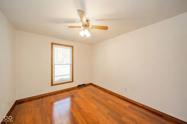 $250,000 | 1411 Whisperwood Way, Anderson, IN 46012