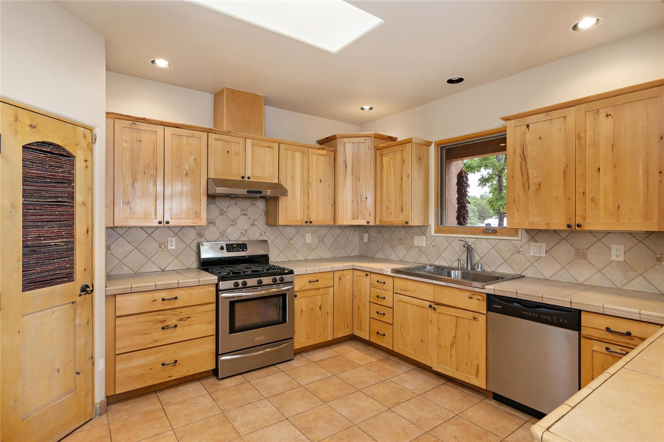 5 Rico Court Santa Fe, NM 87508 - Photo 10 of 32 Kitchen