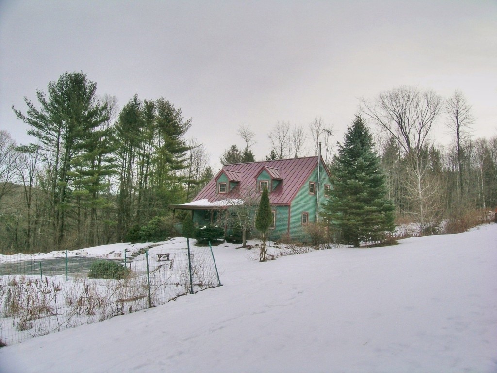 218 Brigham Hill Road Colchester, VT 05446 - Photo 2 of 32 Gallery Image 2