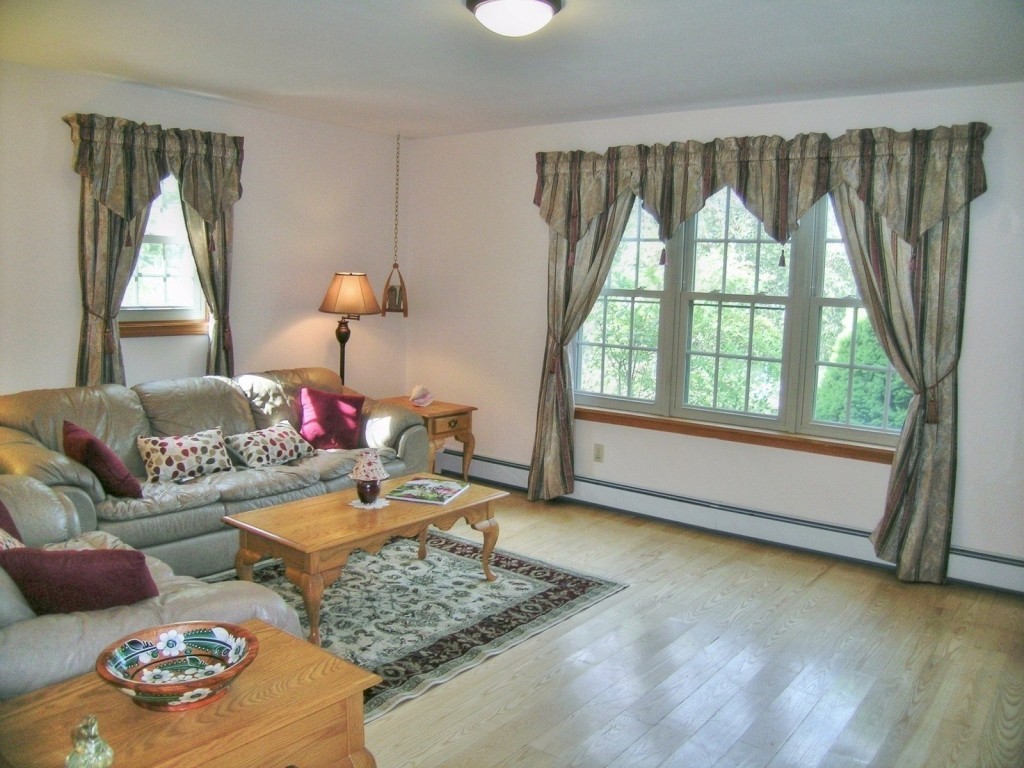 218 Brigham Hill Road Colchester, VT 05446 - Photo 11 of 32 Gallery Image 11