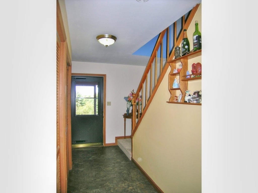 218 Brigham Hill Road Colchester, VT 05446 - Photo 12 of 32 Gallery Image 12