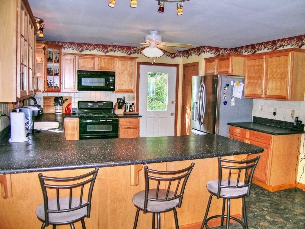218 Brigham Hill Road Colchester, VT 05446 - Photo 5 of 32 Gallery Image 5