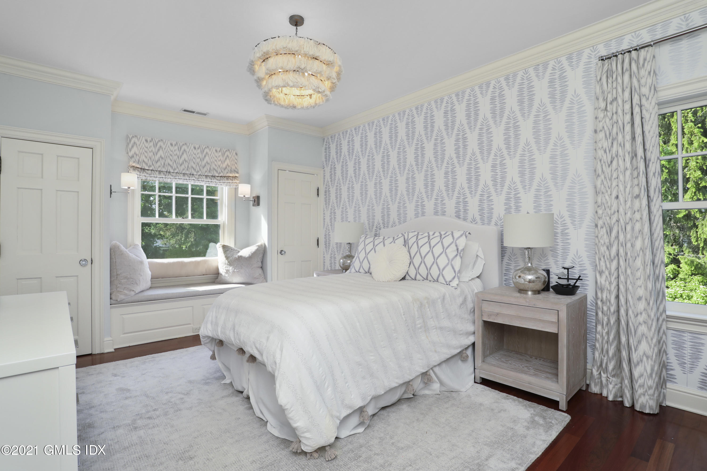 74 Cedar Cliff Road Riverside, CT 06878 - Photo 31 of 66 a bedroom with a bed and a window