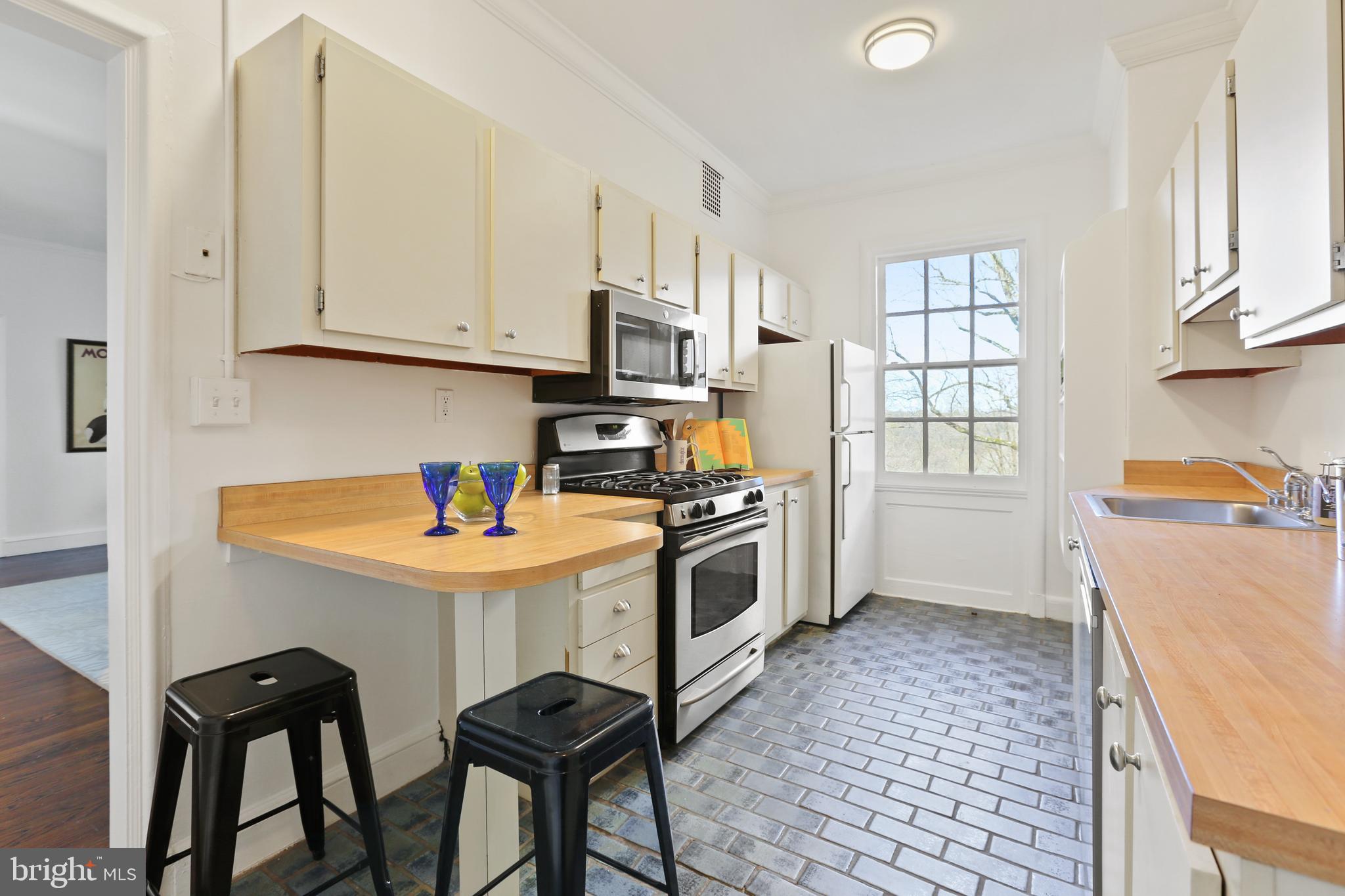 6 Upland Road, Unit K4 Baltimore, MD 21210 - Photo 13 of 37