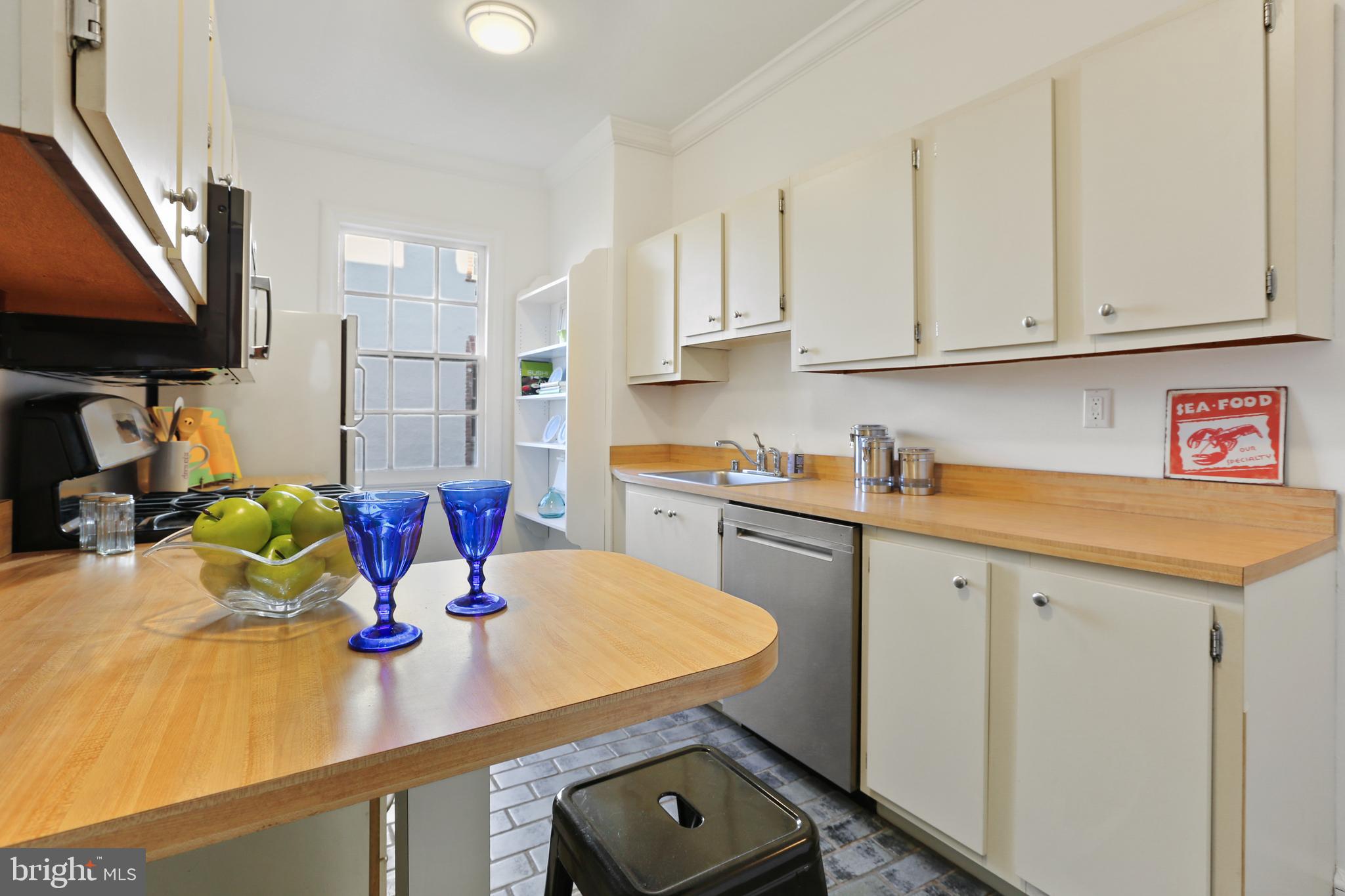 6 Upland Road, Unit K4 Baltimore, MD 21210 - Photo 14 of 37