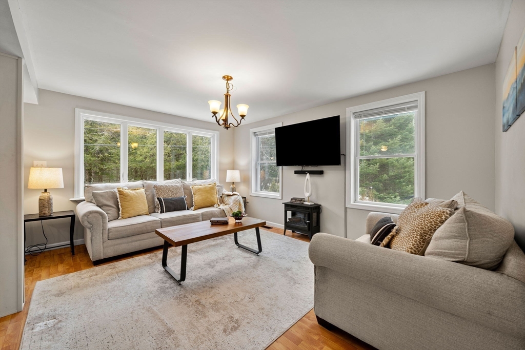 101 Rogers Road Barnstead, NH 03225 - Photo 4 of 35