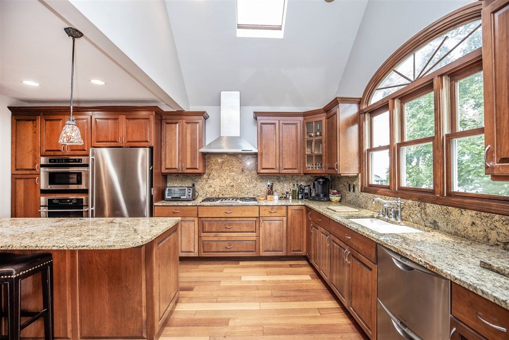 76 Reed Street Dedham, MA 02026 - Photo 19 of 36 Gallery Image 19