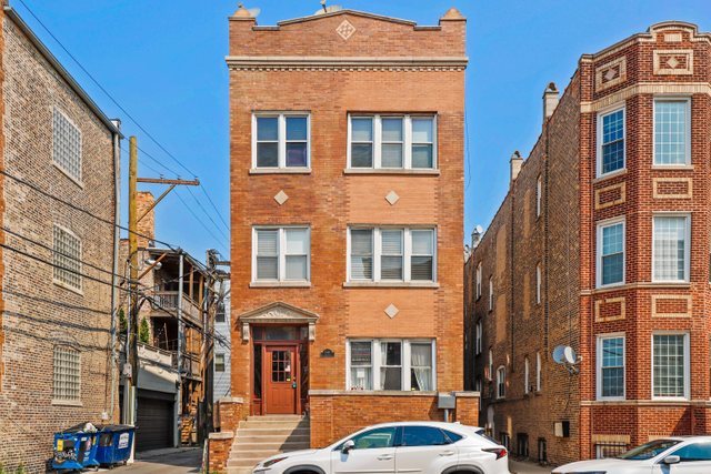 2346 West Augusta Boulevard, Unit 2R Chicago, IL 60622 - Photo 1 of 14