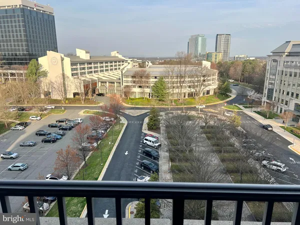 $1,830 | 11760 Sunrise Valley Drive, Unit 912, Reston, VA 20191