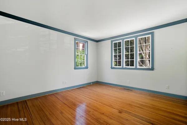 $549,000 | 206 West Eden Street, Edenton, NC 27932