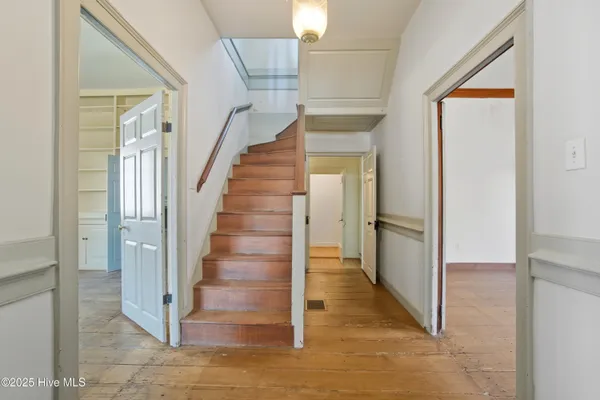 $549,000 | 206 West Eden Street, Edenton, NC 27932