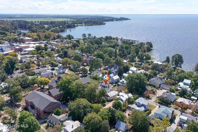 $549,000 | 206 West Eden Street, Edenton, NC 27932