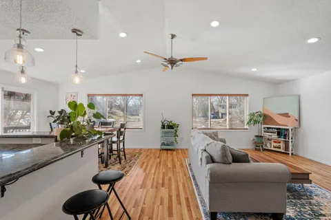 $415,000 | 13409 Arden Circle, Burnsville, MN 55337