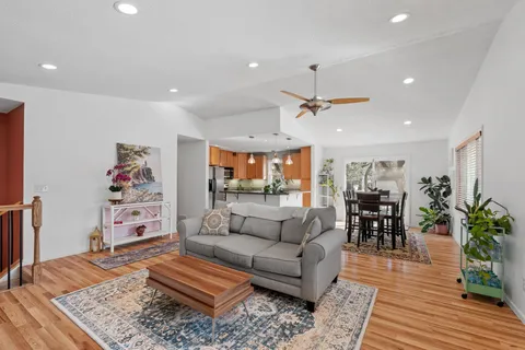 $415,000 | 13409 Arden Circle, Burnsville, MN 55337