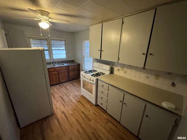 $57,000 | 2019 South Elizabeth Street, Peoria, IL 61605