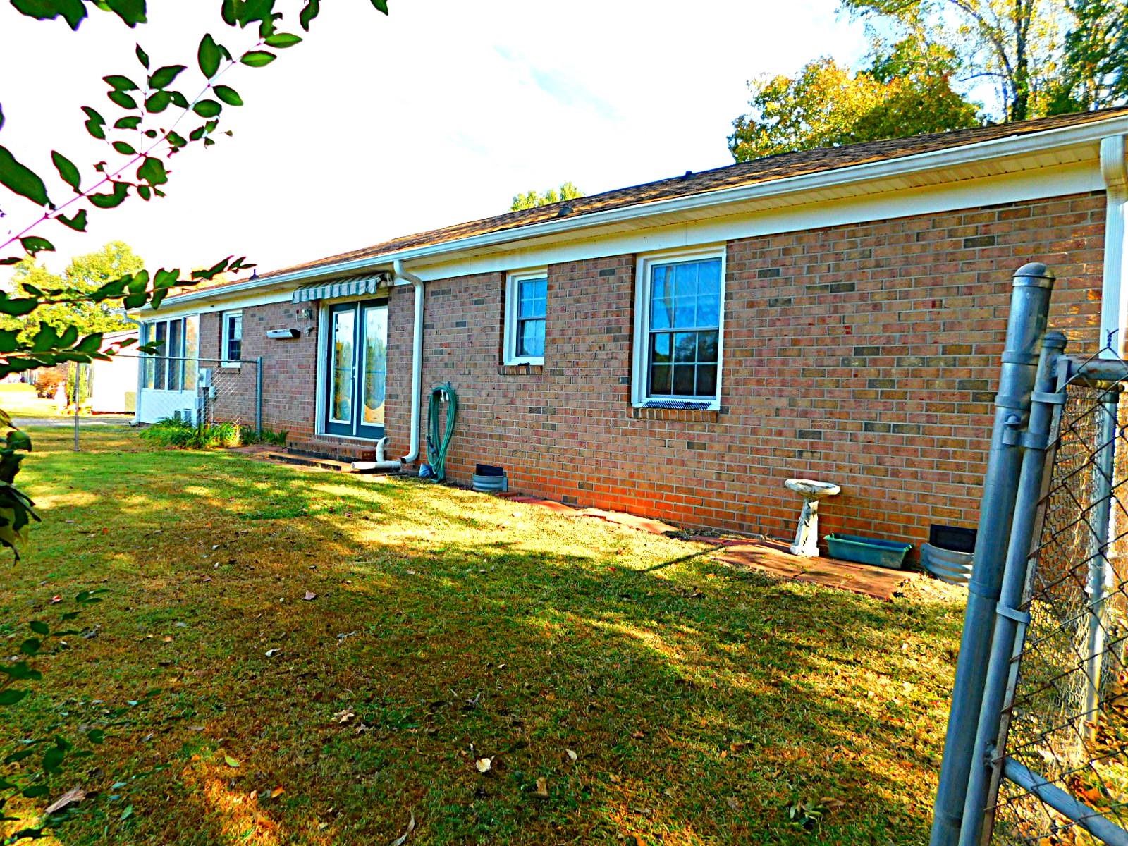 136 Country Club Road Gaffney, SC 29340 - Photo 21 of 25