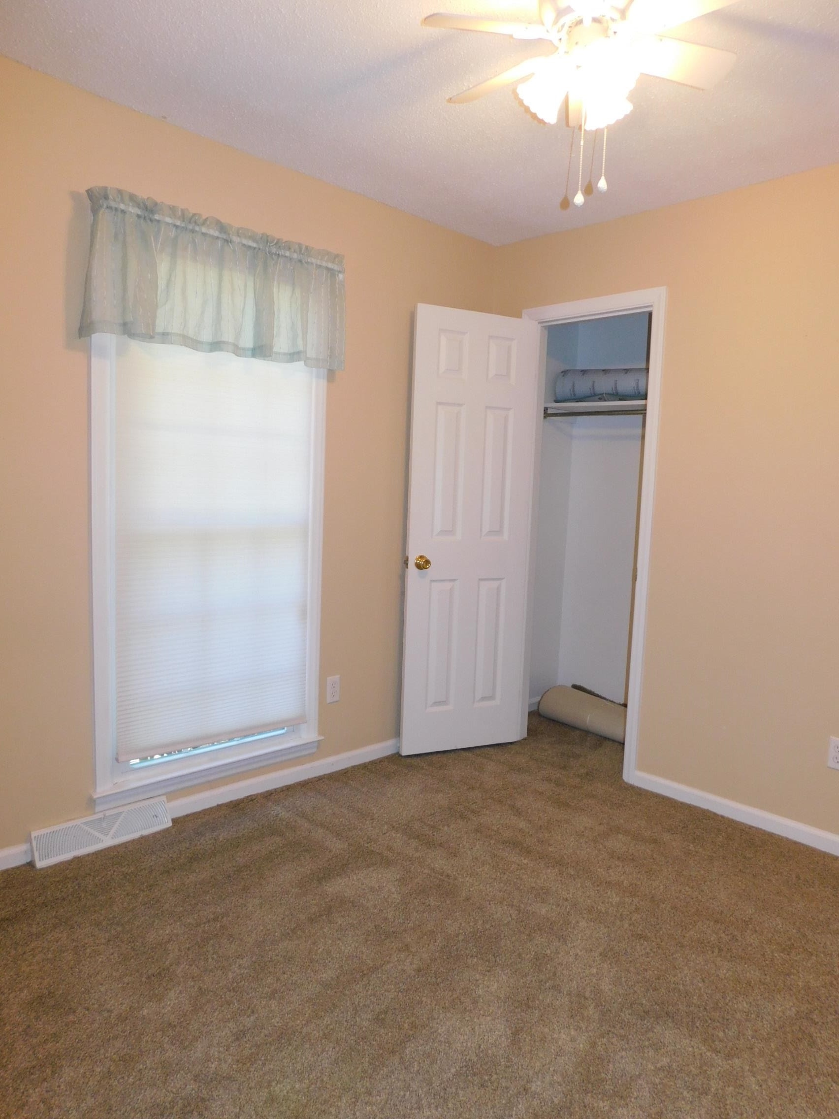 136 Country Club Road Gaffney, SC 29340 - Photo 9 of 25