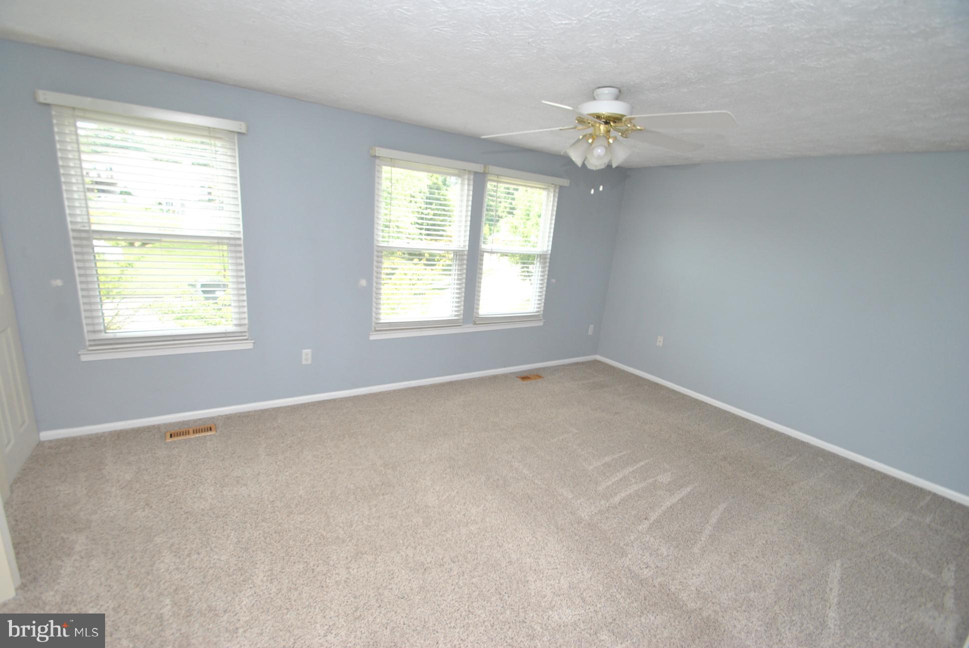 37 Greenleaf Road Baltimore, MD 21234 - Photo 10 of 25 Gallery Image 10