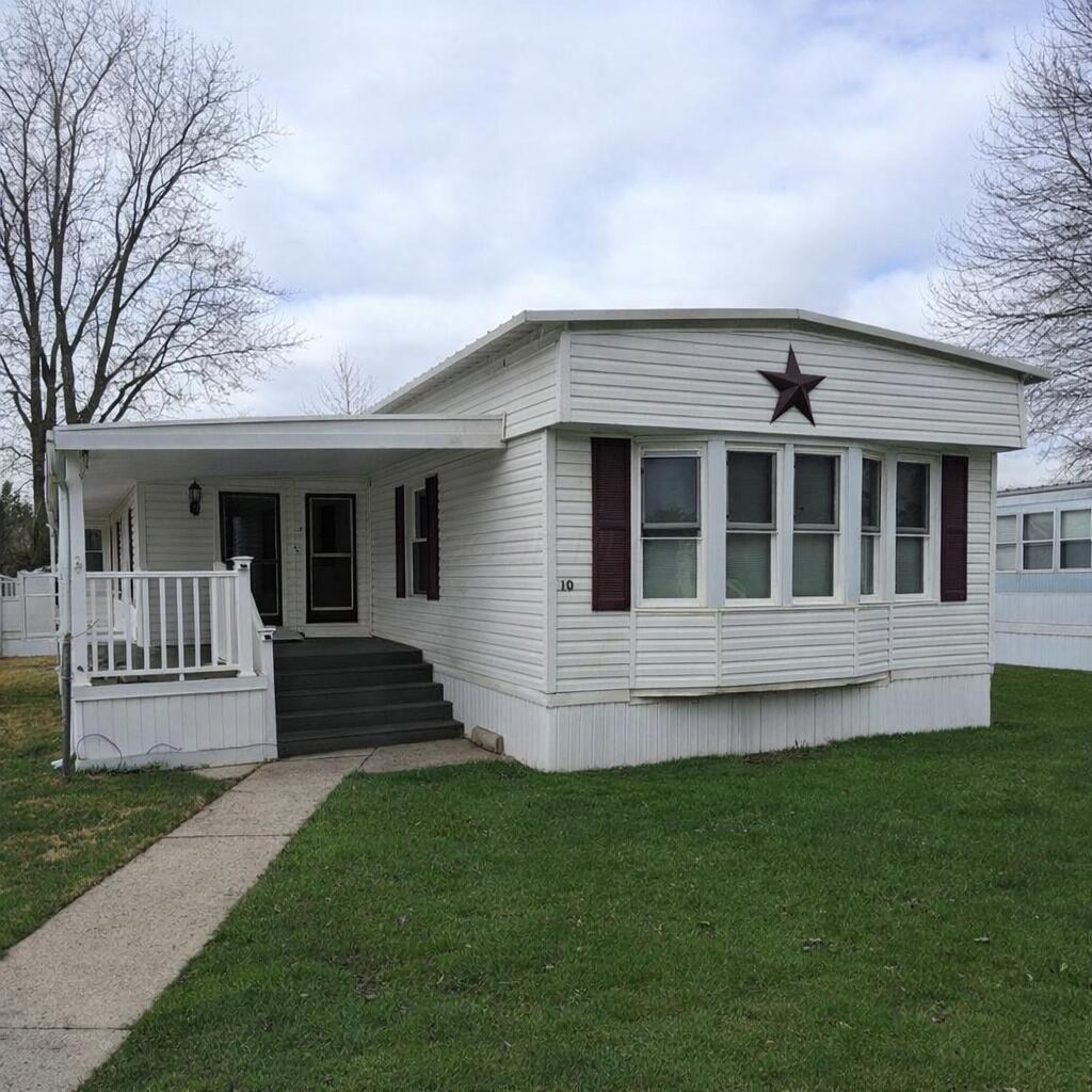 Wider house view lot 10