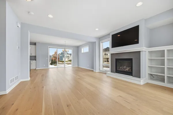 $614,900 | 16221 Duskwood Trail, Lakeville, MN 55044