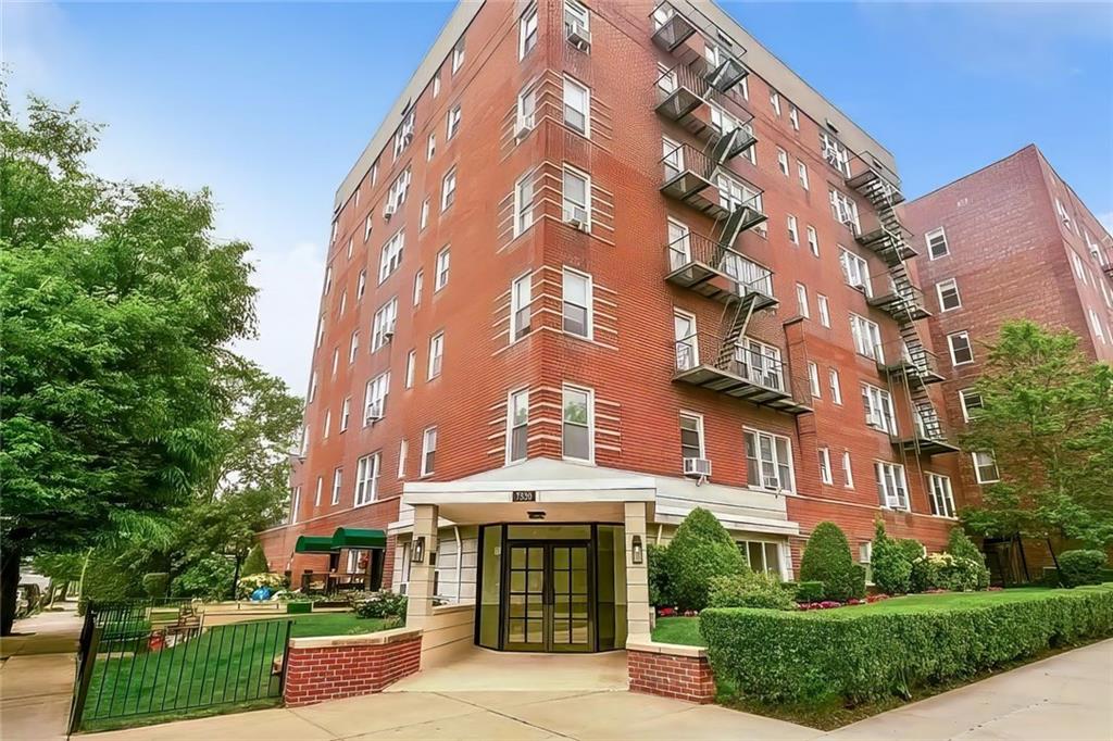 7520 Ridge Boulevard, Unit 2A Brooklyn, NY 11209 - Photo 12 of 15 a front view of a building