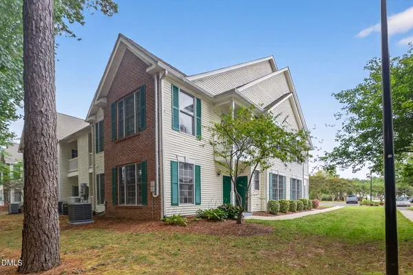 $2,000 | 1513 Kudrow Lane, Morrisville, NC 27560