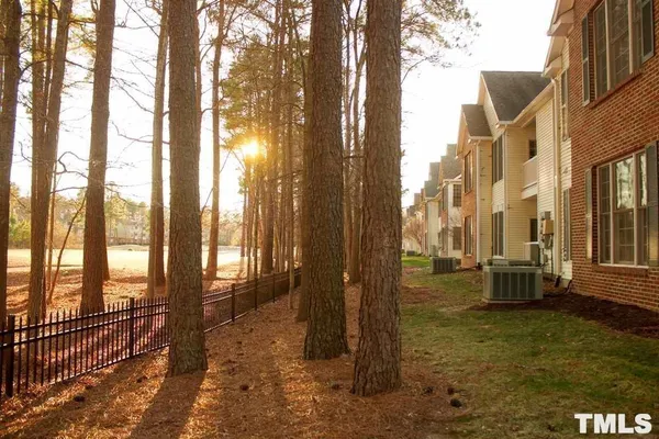 $2,000 | 1513 Kudrow Lane, Morrisville, NC 27560