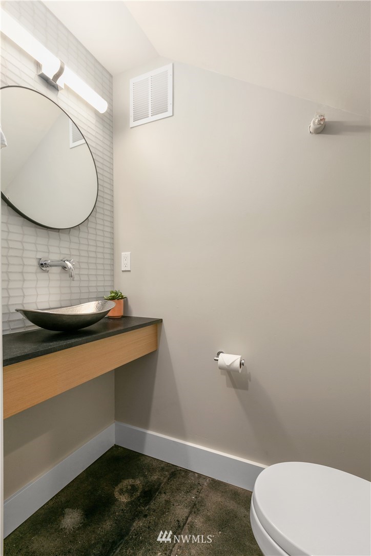 10323 Northeast 189th Street, Unit A Bothell, WA 98011 - Photo 16 of 35 Gallery Image 16