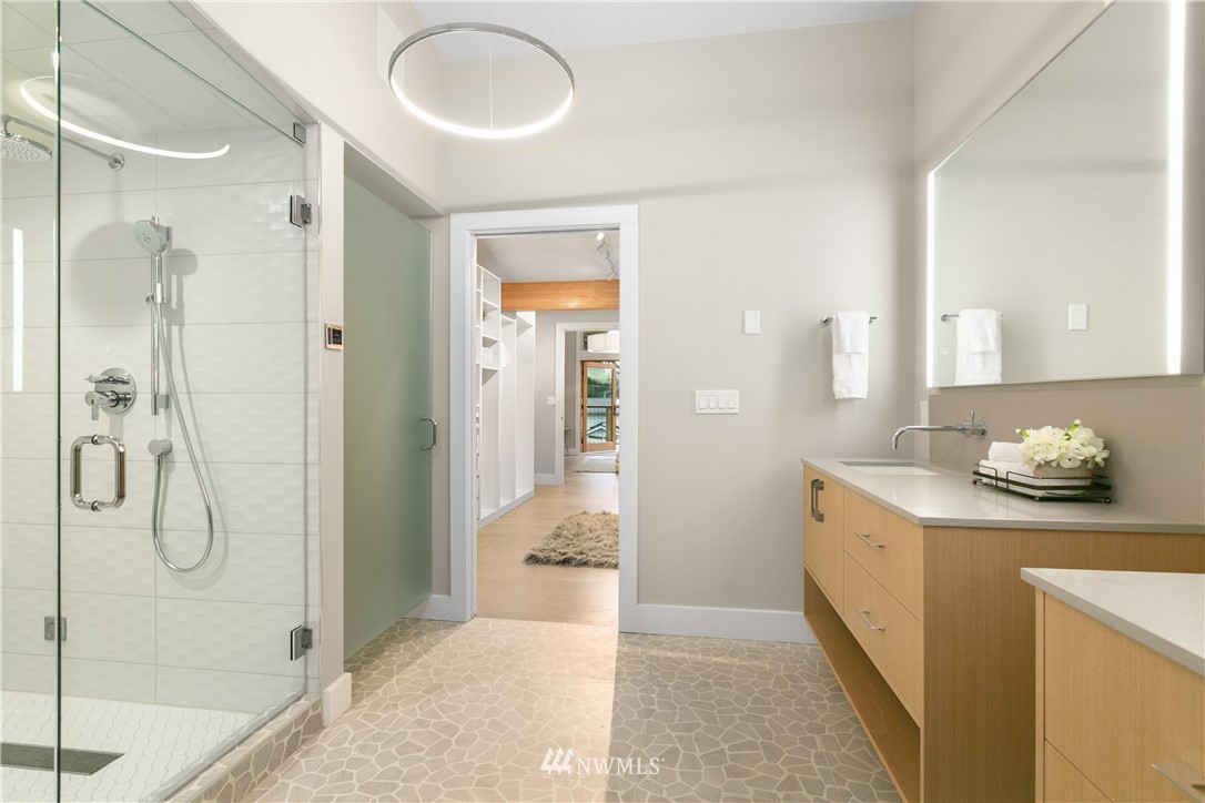 10323 Northeast 189th Street, Unit A Bothell, WA 98011 - Photo 32 of 35 Gallery Image 32
