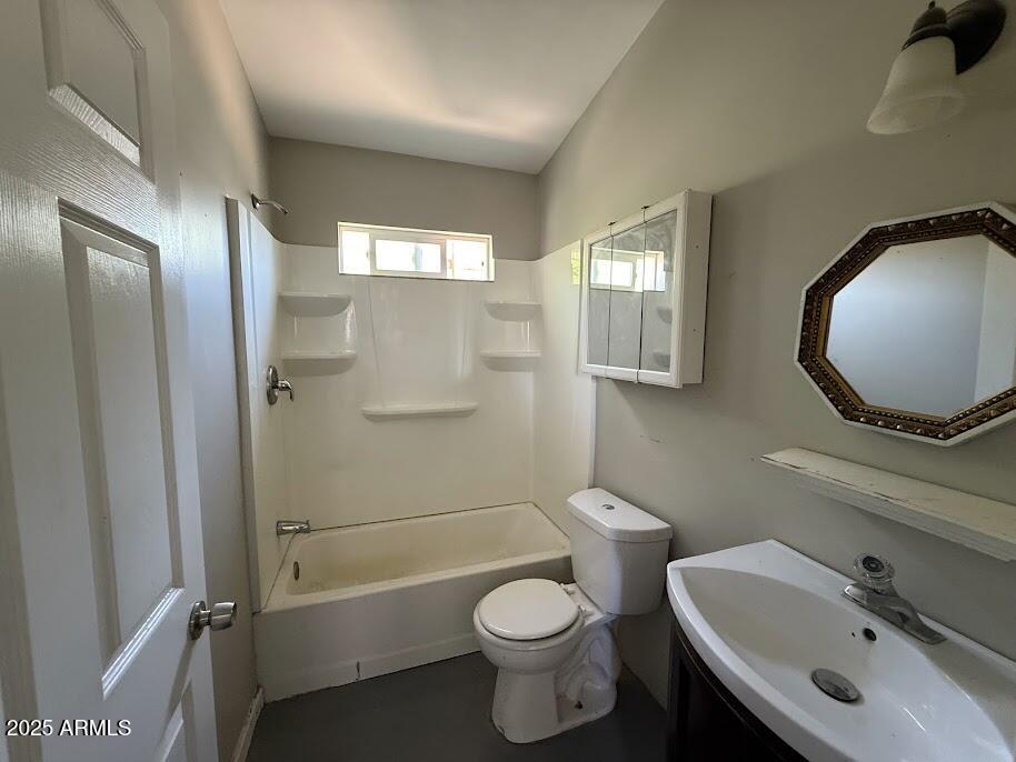 17601 North 22nd Place Phoenix, AZ 85022 - Photo 17 of 23 a bathroom with a sink toilet and shower