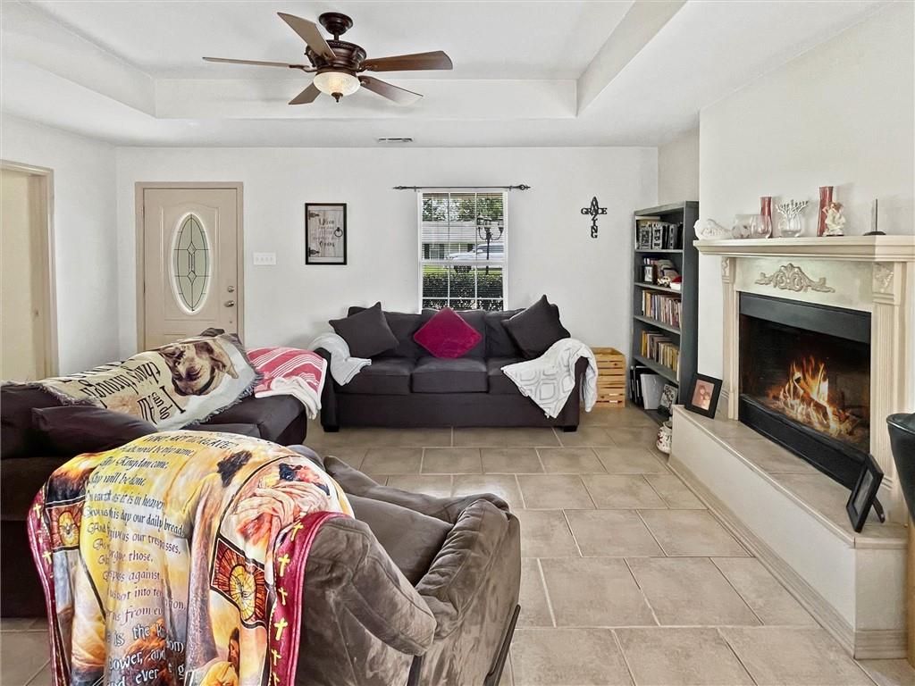 2411 Jay Street Slidell, LA 70460 - Photo 2 of 11