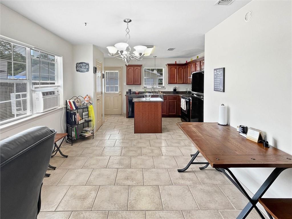 2411 Jay Street Slidell, LA 70460 - Photo 3 of 11