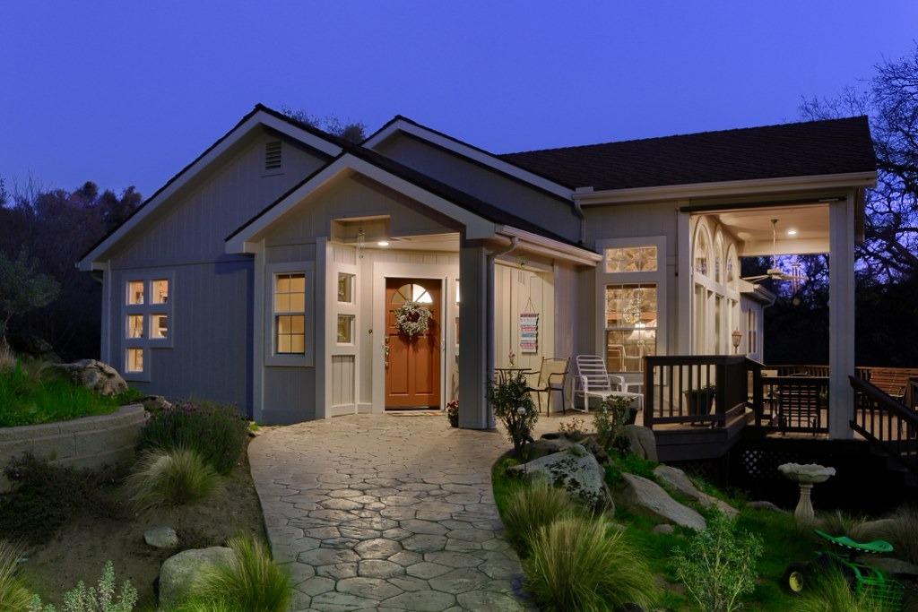 32510 Sunset Ridge Road East Coarsegold, CA 93614 - Photo 2 of 39 Gallery Image 2