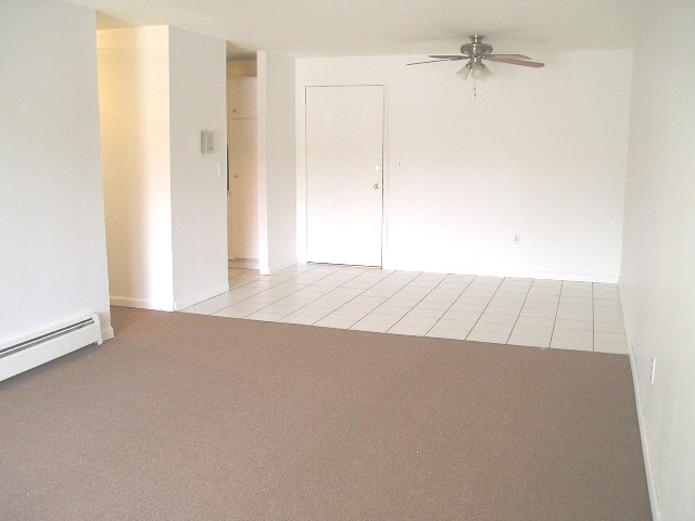 5 Strawberry Bank Road, Unit 4 Nashua, NH 03062 - Photo 4 of 7