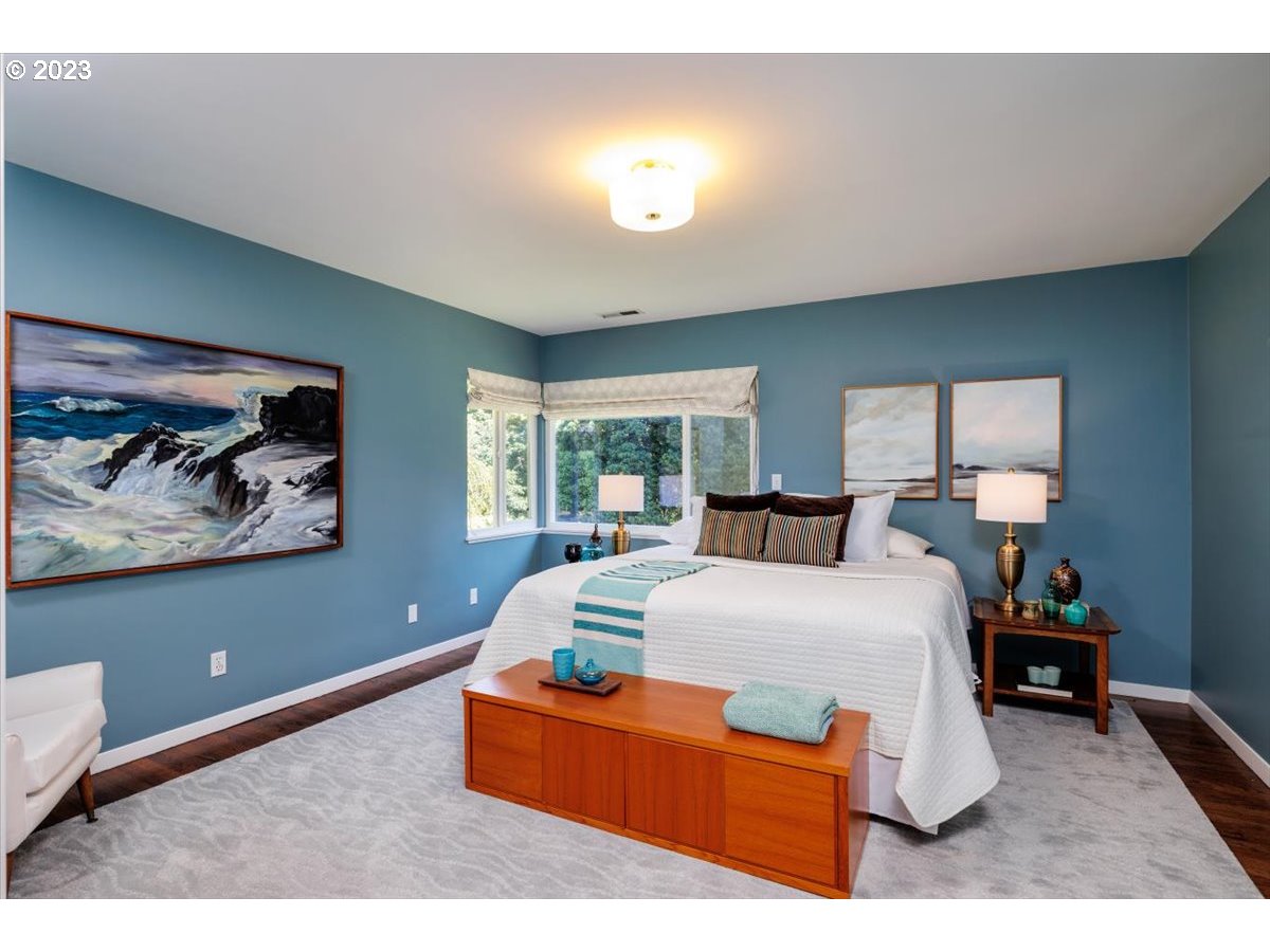 7901 Southwest Ruby Terrace Portland, OR 97219 - Photo 12 of 44 Bedroom, Primary
