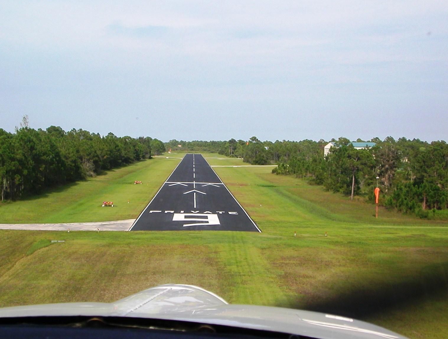 18700 Southeast Crosswinds Road Jupiter, FL 33478 - Photo 1 of 1 Airpark home