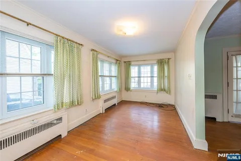 $649,900 | 27 Glen Road, West Orange, NJ 07052