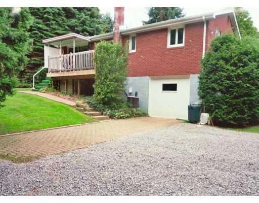 210 Manor Road Wexford, PA 15090 - Photo 5 of 8 Patio/Deck.