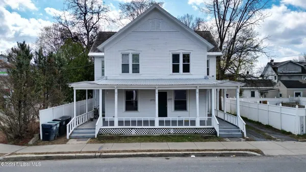 $1,450 | 31 Union Street, Unit C, Glens Falls, NY 12801