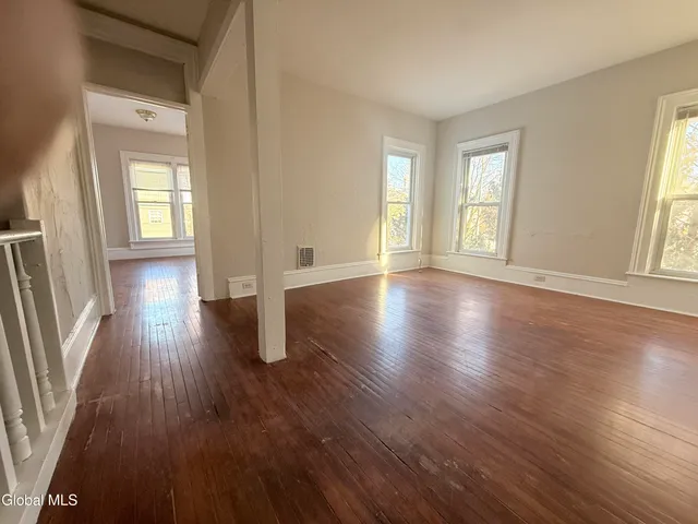 $1,450 | 31 Union Street, Unit C, Glens Falls, NY 12801