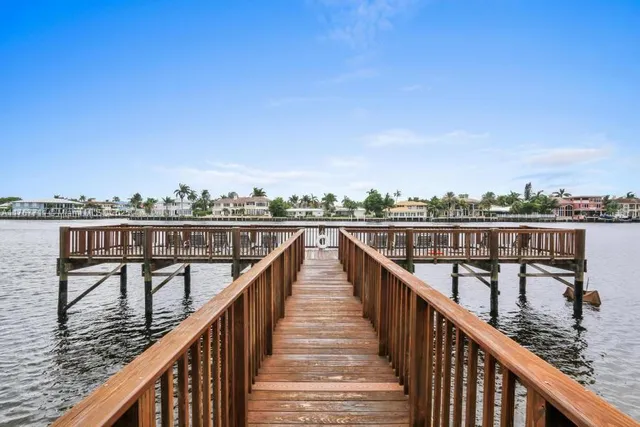 $3,950 | 3594 South Ocean Boulevard, Unit 402, Highland Beach, FL 33487