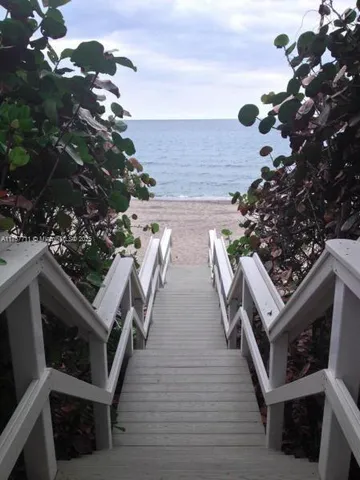 $3,950 | 3594 South Ocean Boulevard, Unit 402, Highland Beach, FL 33487