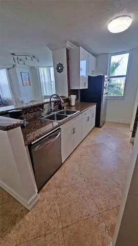 $3,950 | 3594 South Ocean Boulevard, Unit 402, Highland Beach, FL 33487