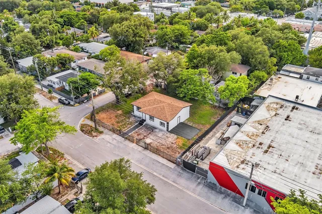 $1,050,000 | 5850 Northeast 3rd Avenue, Miami, FL 33137