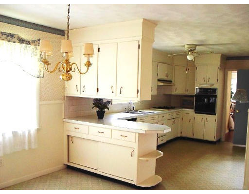 1 Mark Road Wilbraham, MA 01095 - Photo 3 of 11 Gallery Image 3