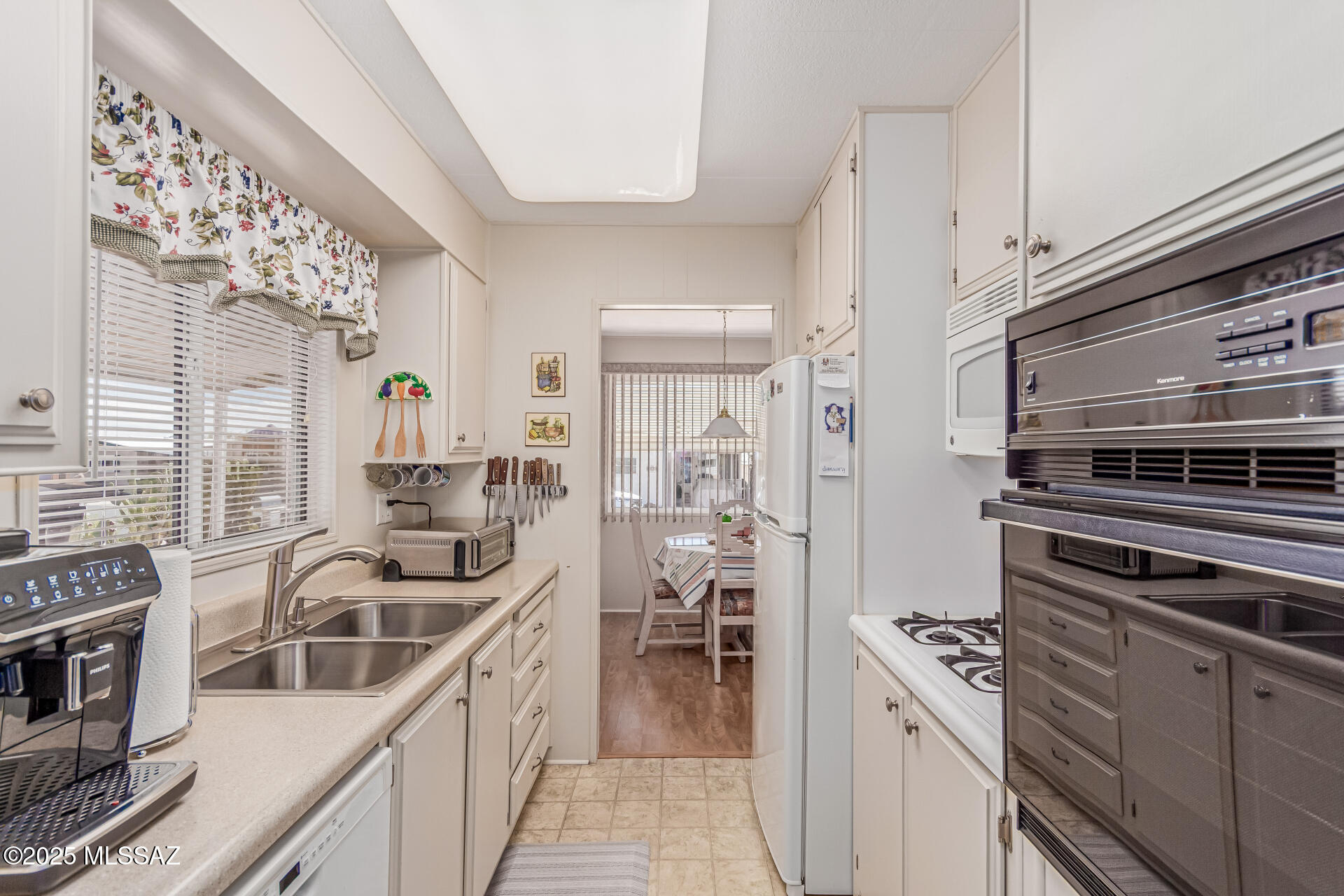 5326 West Box R Street Tucson, AZ 85713 - Photo 3 of 21 Gallery Image 3