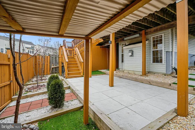 $599,000 | 11741 Barrows Lane, Woodbridge, VA 22192