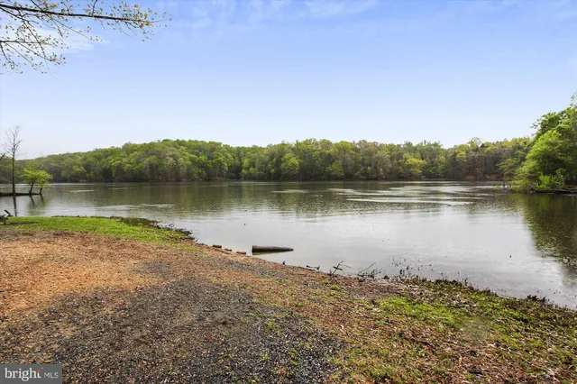 $599,000 | 11741 Barrows Lane, Woodbridge, VA 22192